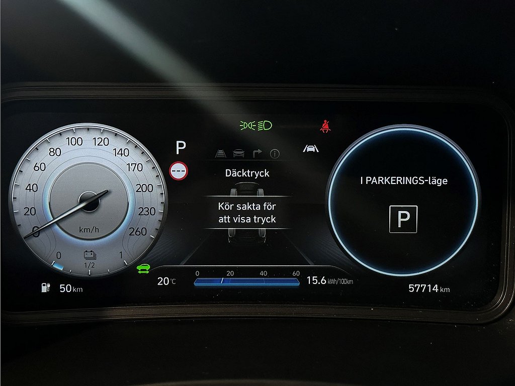 Hyundai Kona Essential 39kWh 136hk Aut – B-KAMERA, RATTVÄRME