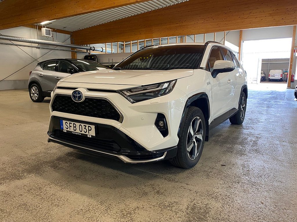 Toyota RAV4 Plug-in Hybrid 2,5 Laddhybrid AWD-i X-Edition Vinterhjul Dragk..