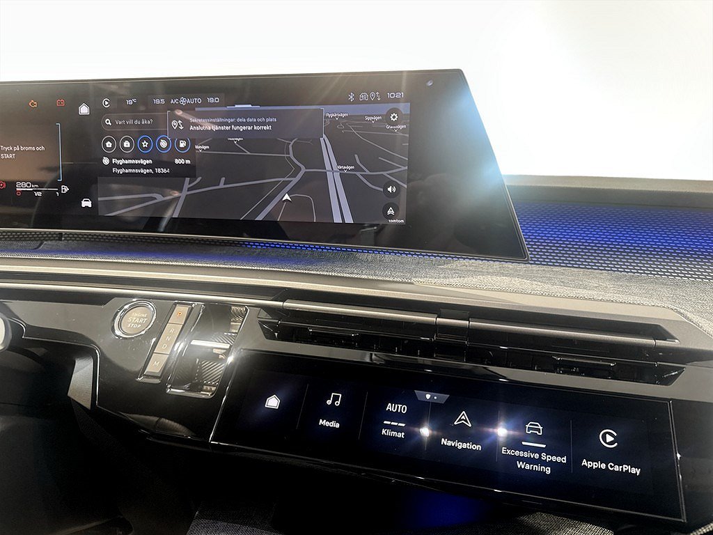 Peugeot 5008 GT+ Hybrid – DEMO