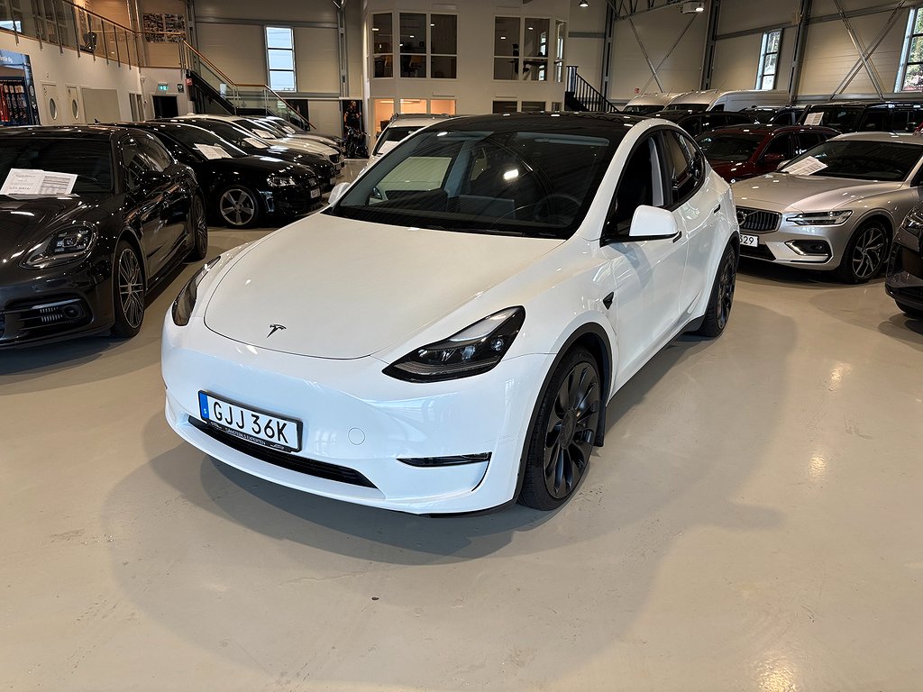 Tesla Model Y Performance AWD 534hk