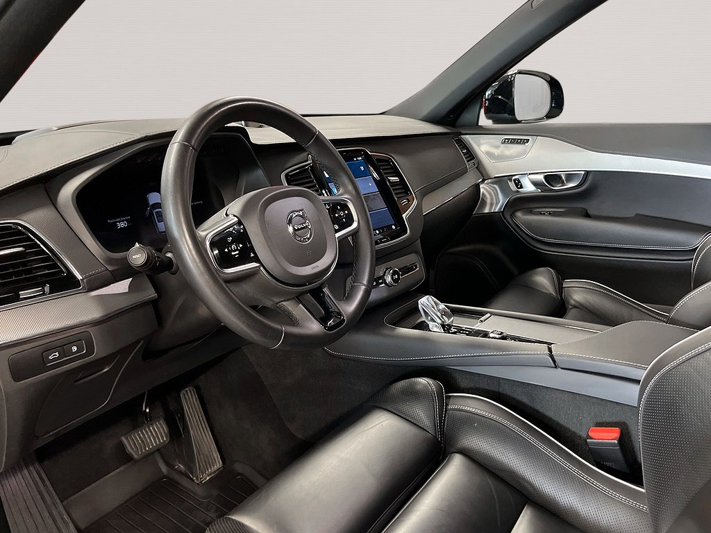 Volvo XC90 7-seater/Recharge T8 AWD/Ultimate Dark/moms