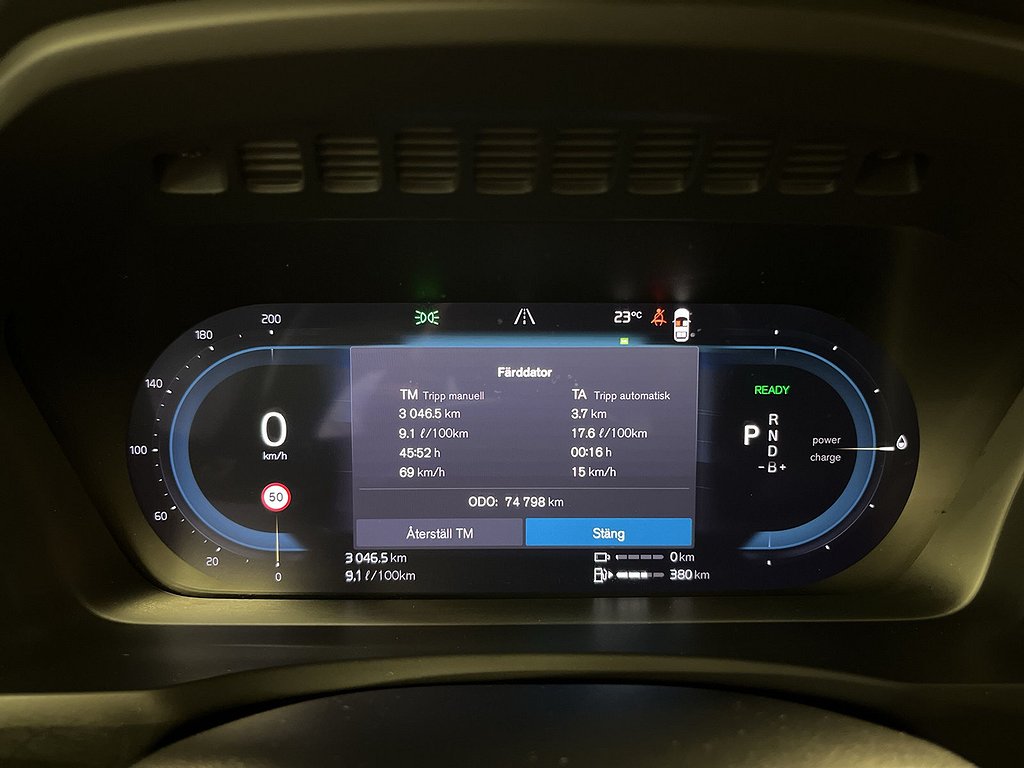 Volvo XC90 7-seater/Recharge T8 AWD/Ultimate Dark/moms