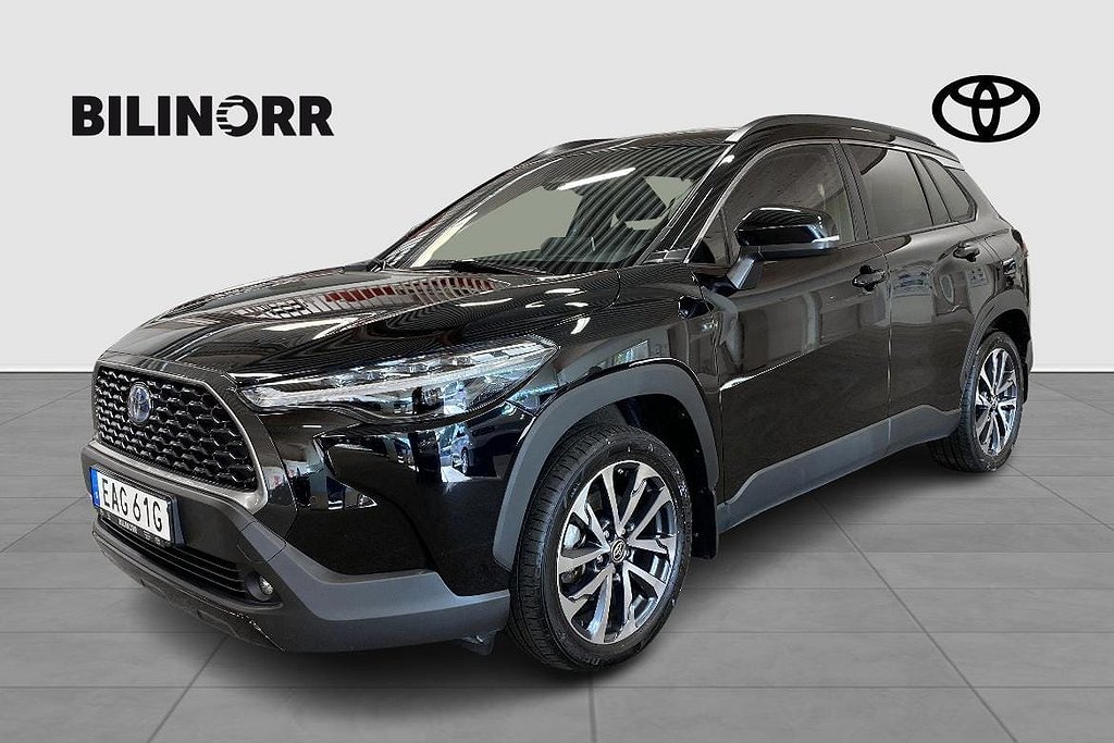 Toyota Corolla Cross Hybrid AWD-i 2,0 Executive | Vinterhjul | Dragkrok