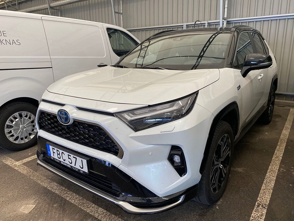 Toyota RAV4 Plug-in Hybrid 2,5 Laddhybrid AWD-i Style Premiumpaket | Vinterh