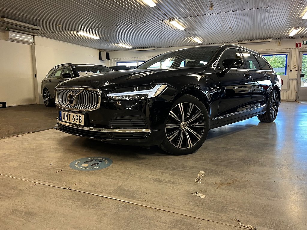 Volvo V90 Recharge T6 AWD Drag, Navi, BLIS, Kamera
