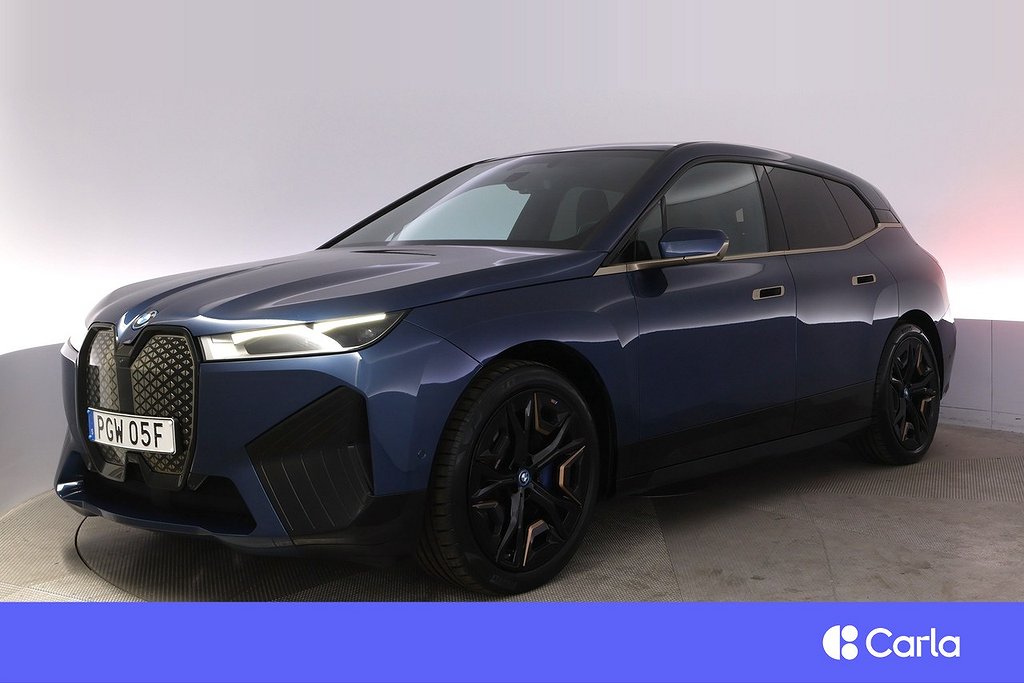 BMW iX xDrive40 Sport Sky Lounge DAP 360 22″ H/K Drag
