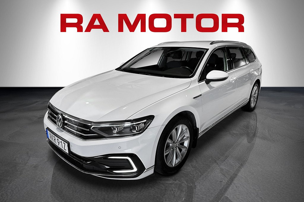 Volkswagen Passat  GTE | DRAG | B-kamera | Navi | Elbaklucka