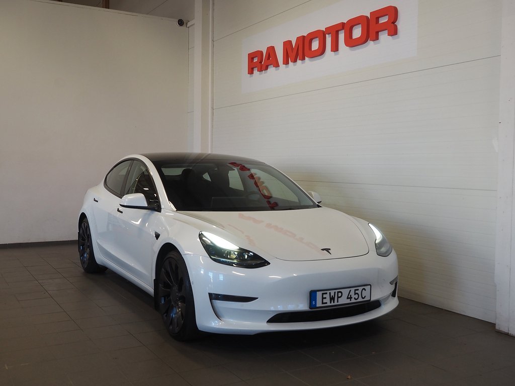 Tesla Model 3 Performance 513hk | Panorama | P-sensorer |
