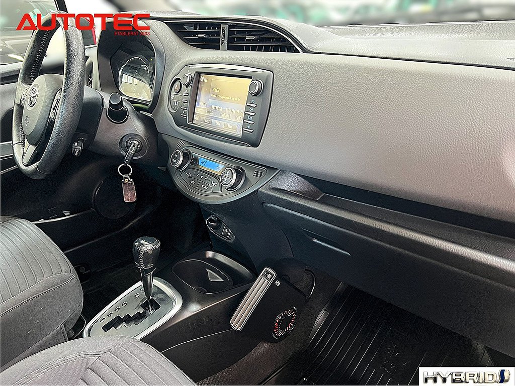 Toyota Yaris 1.5 Hybrid e-CVT 101 Hk Active