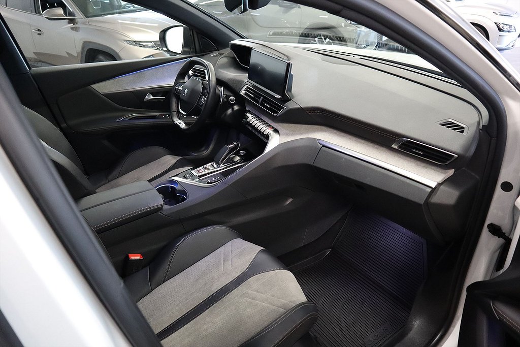 Peugeot 3008 GT Hybrid 4 300hk 4WD – BACKKAMERA