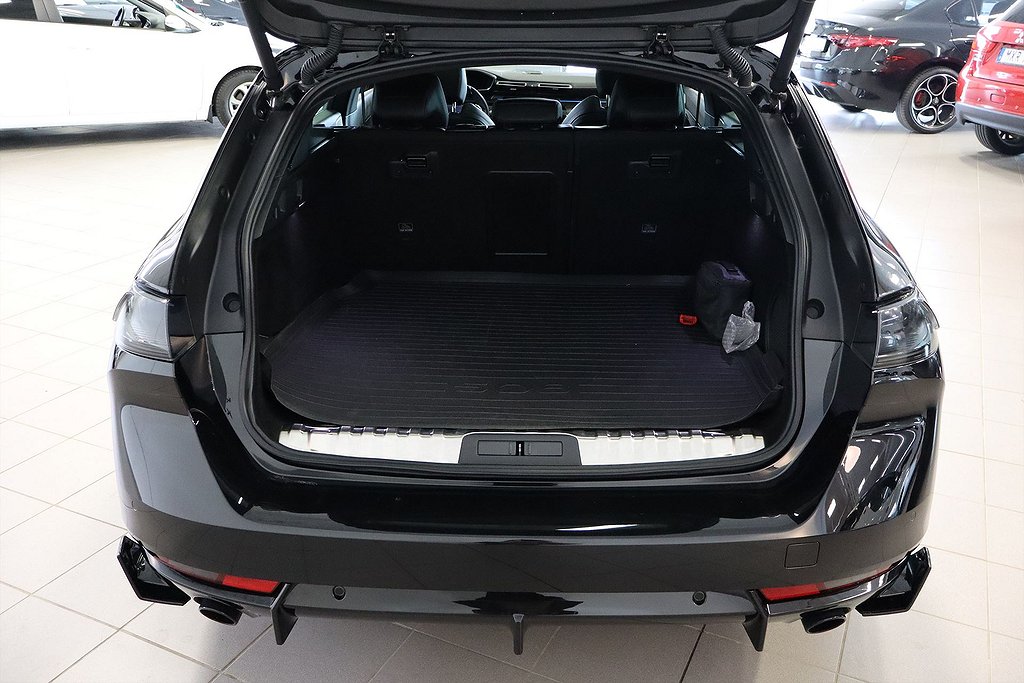 Peugeot 508 SW PSE Hybrid4 360hk AWD – PANORAMA, FOCAL