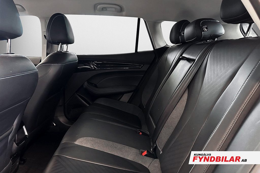 MG 5 SW EV Standard Range, Skinn, 360 kamera