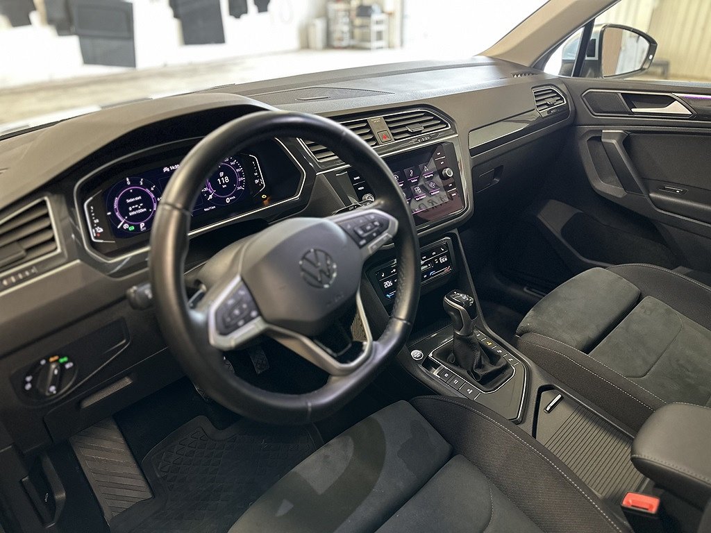 Volkswagen Tiguan 1.4 eHybrid Elegance Dragpaket