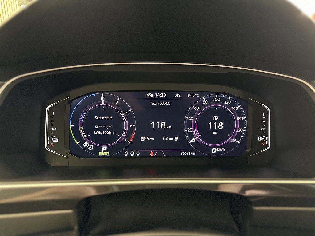 Volkswagen Tiguan 1.4 eHybrid Elegance Dragpaket