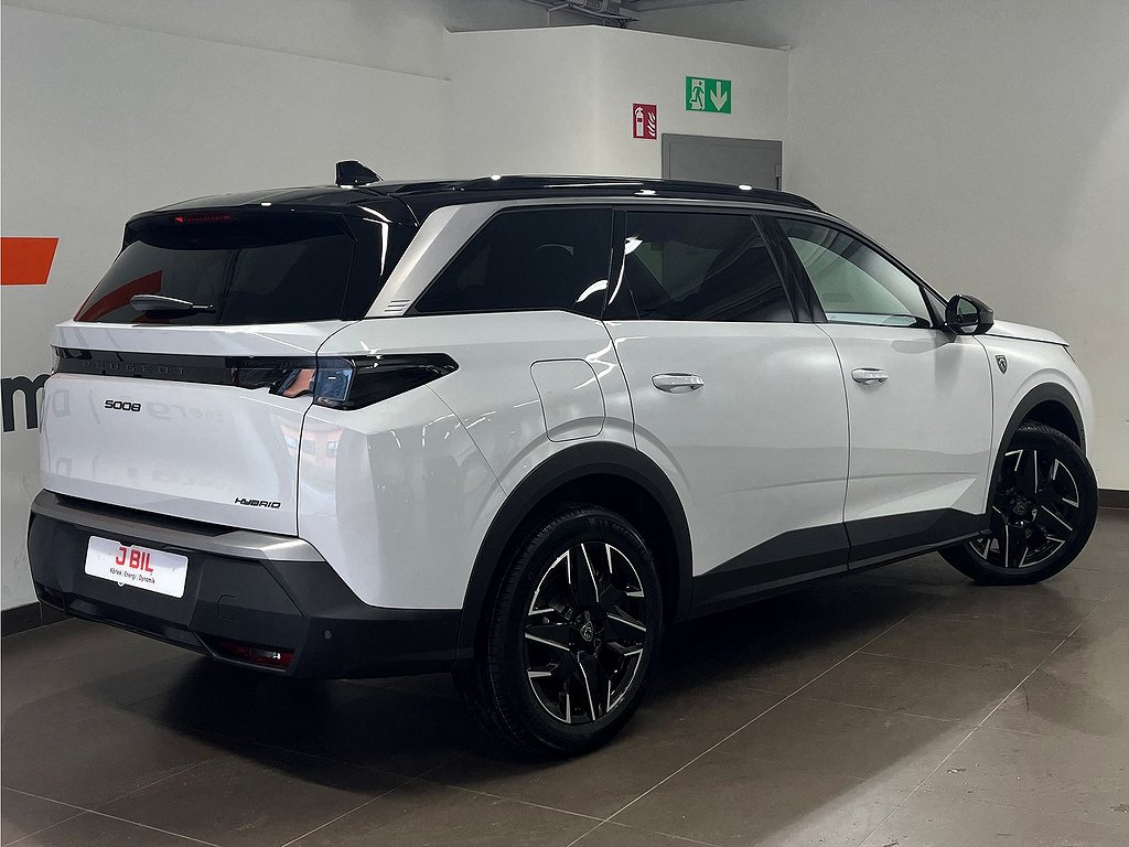 Peugeot 5008 GT Hybrid