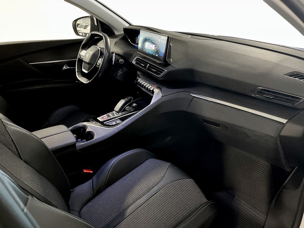 Peugeot 3008 Allure Hybrid 225hk Aut – BACKKAMERA