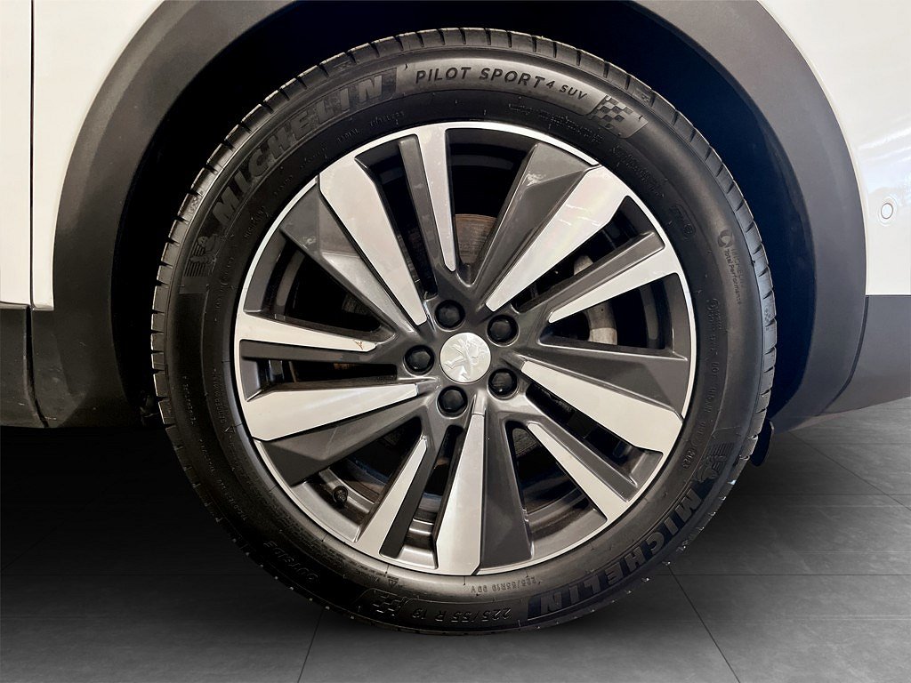 Peugeot 3008 Allure Hybrid 225hk Aut – BACKKAMERA