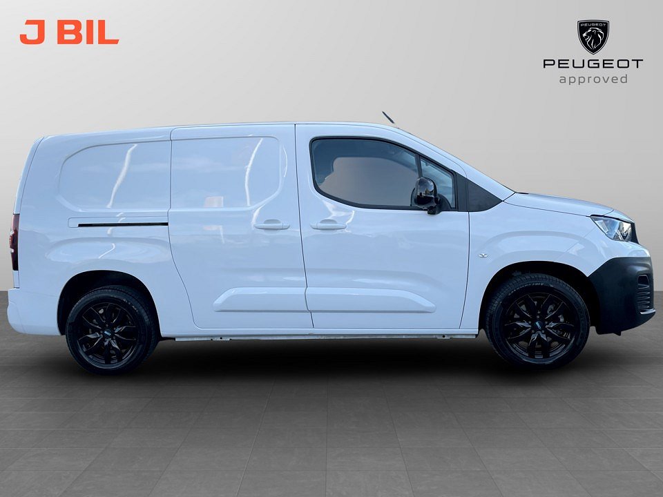 Peugeot e-Partner PRO+ Electric 50kWh L2 – DEMO