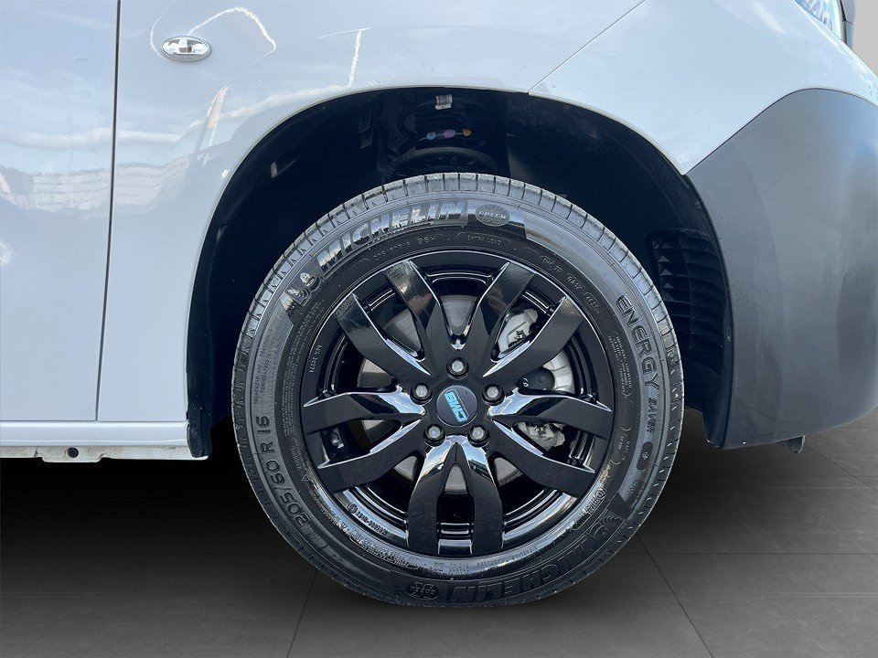 Peugeot e-Partner PRO+ Electric 50kWh L2 – DEMO