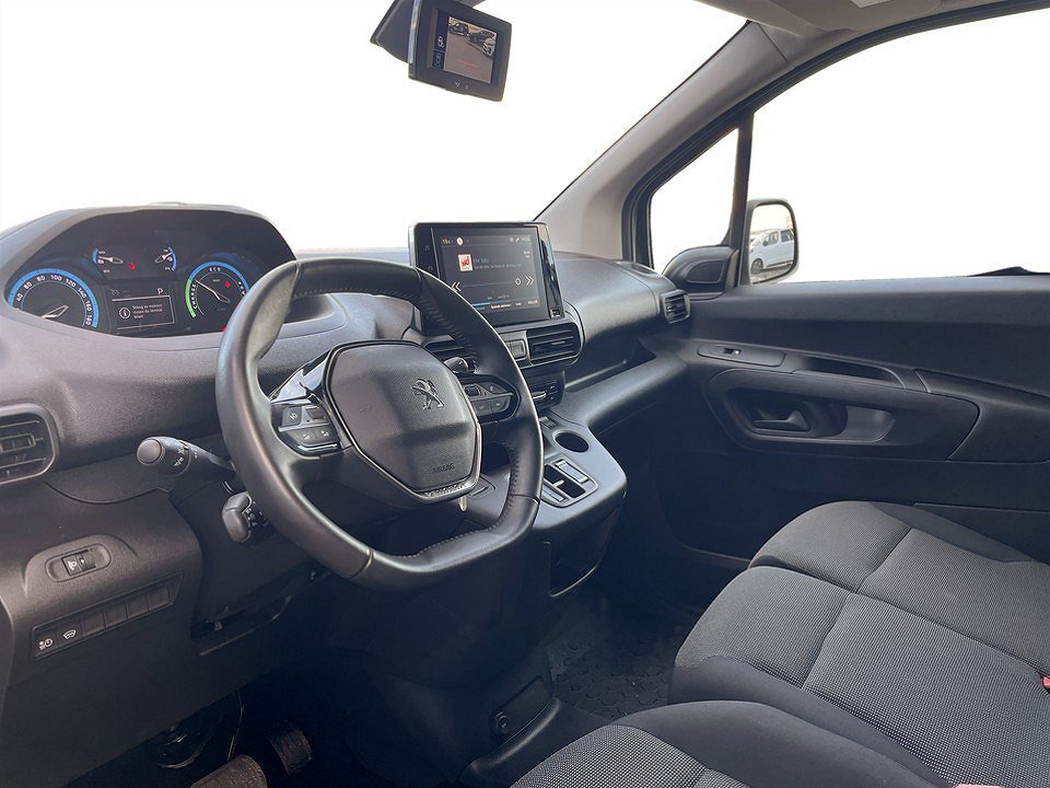 Peugeot e-Partner PRO+ Electric 50kWh L2 – DEMO