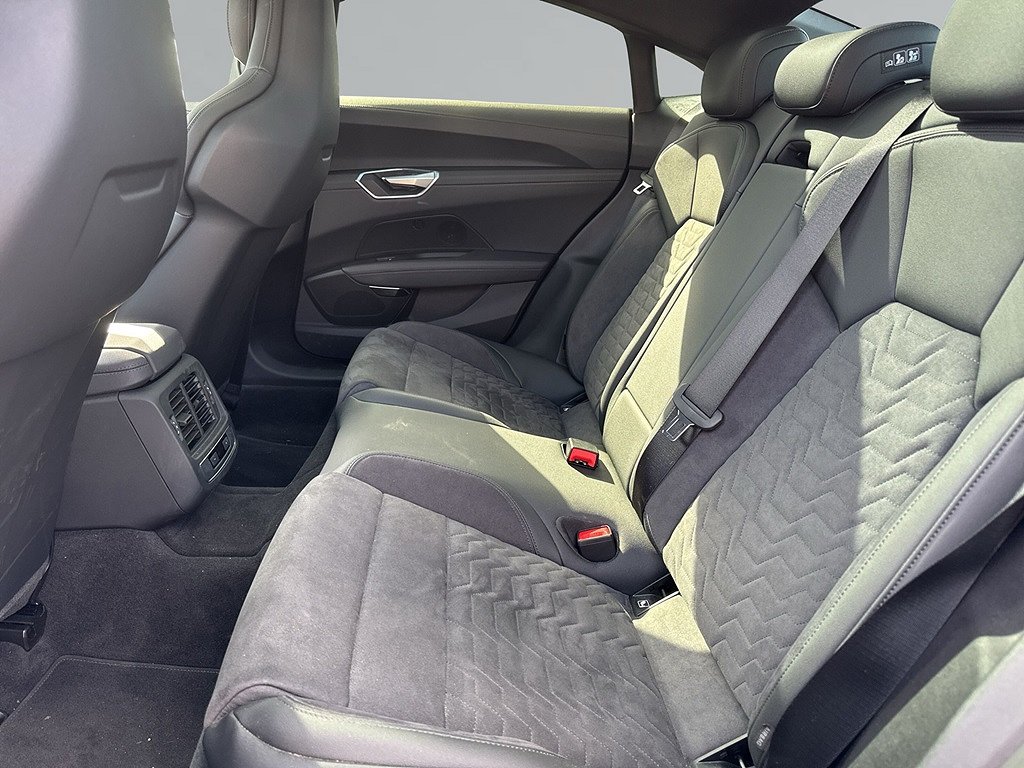 Audi E-Tron GT 476hk Advanced MOMS