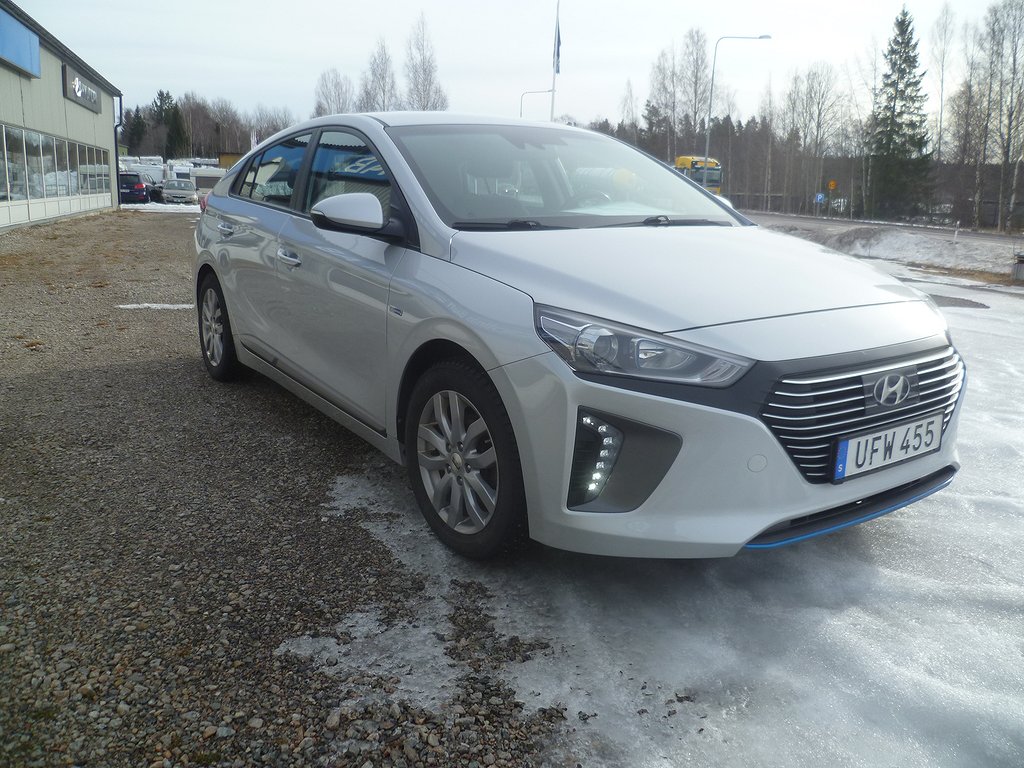 Hyundai IONIQ Plug-in 1.6 + 8.9 kWh DCT Premium