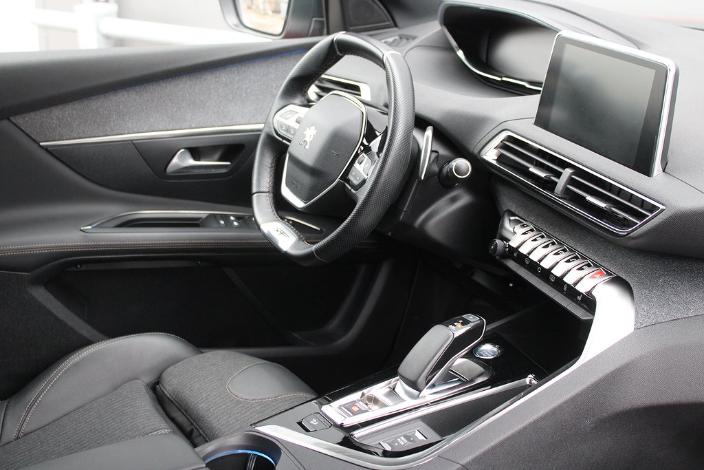 Peugeot 3008 *Reserverad/Såld*GT Hybrid4 + 13.2 kWh AWD Navi