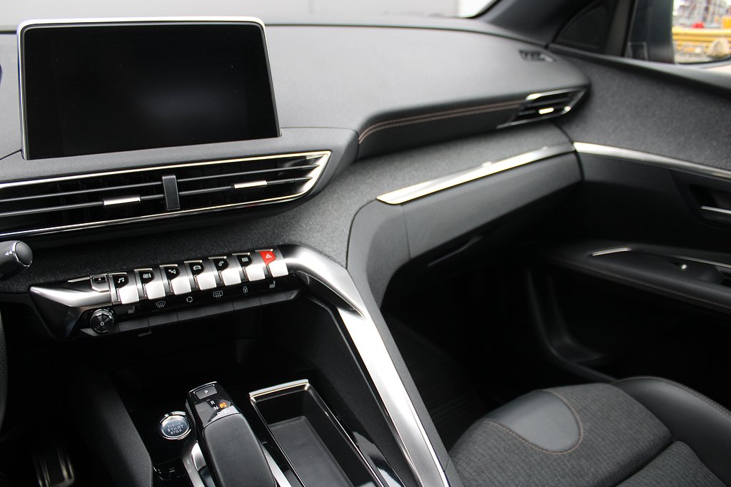 Peugeot 3008 *Reserverad/Såld*GT Hybrid4 + 13.2 kWh AWD Navi