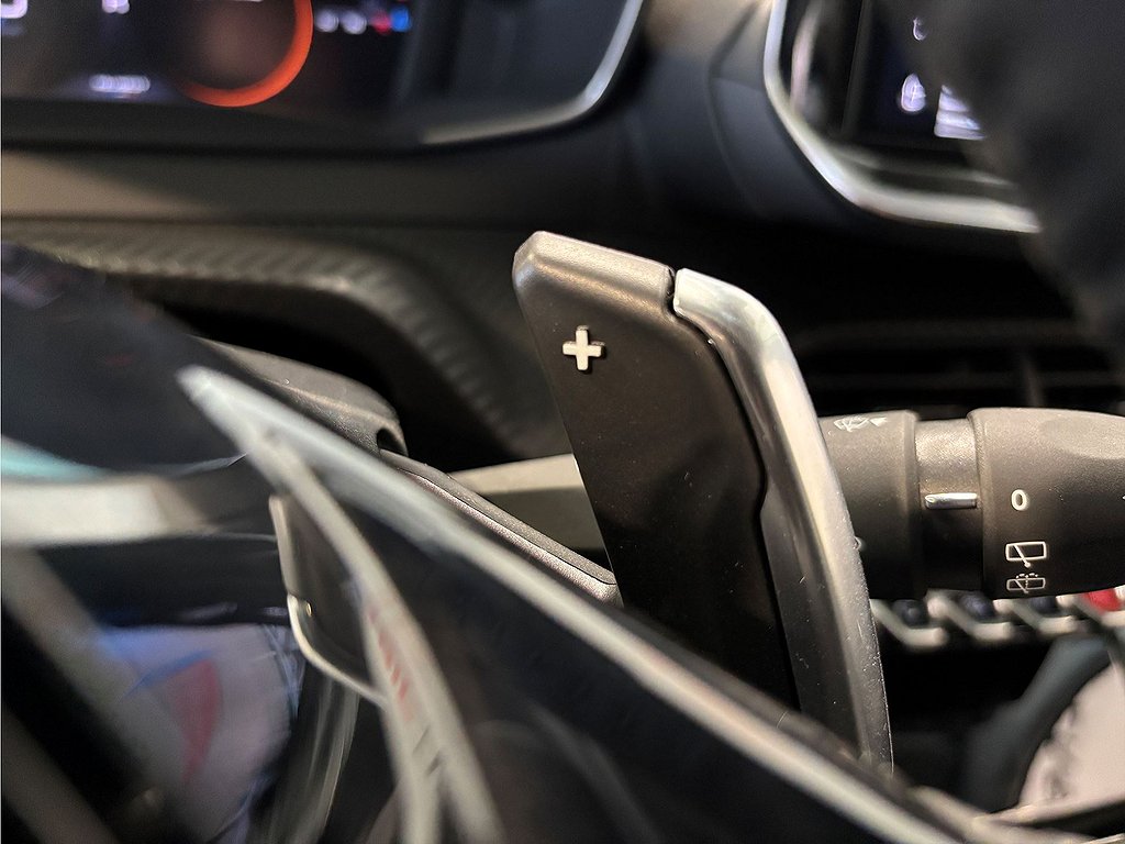 Peugeot 208 Hybrid Allure 100hk Aut – DEMO