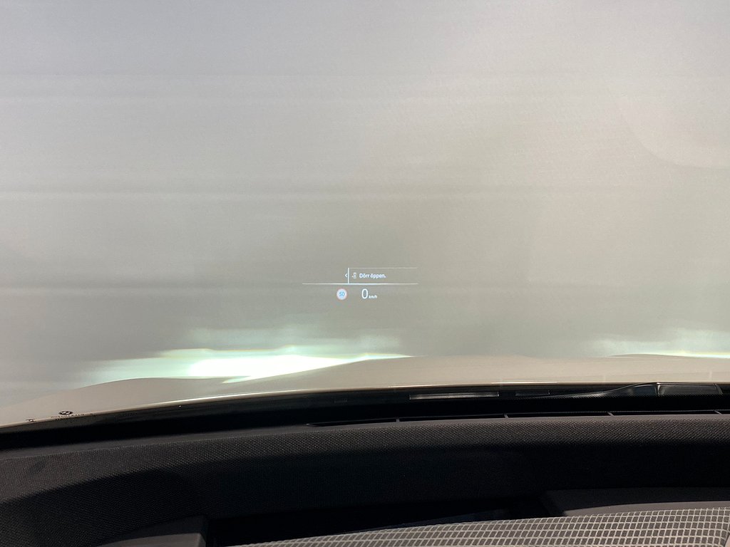 BMW iX xDrive60 Fully Charged M-Sport H/K Drag Fri Service*