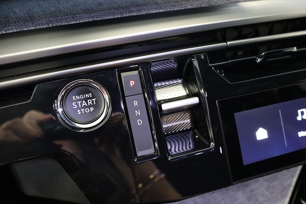 Peugeot E-5008 GT 214hk Aut – 7-SITS, 360-KAMERA, RATTVÄRME