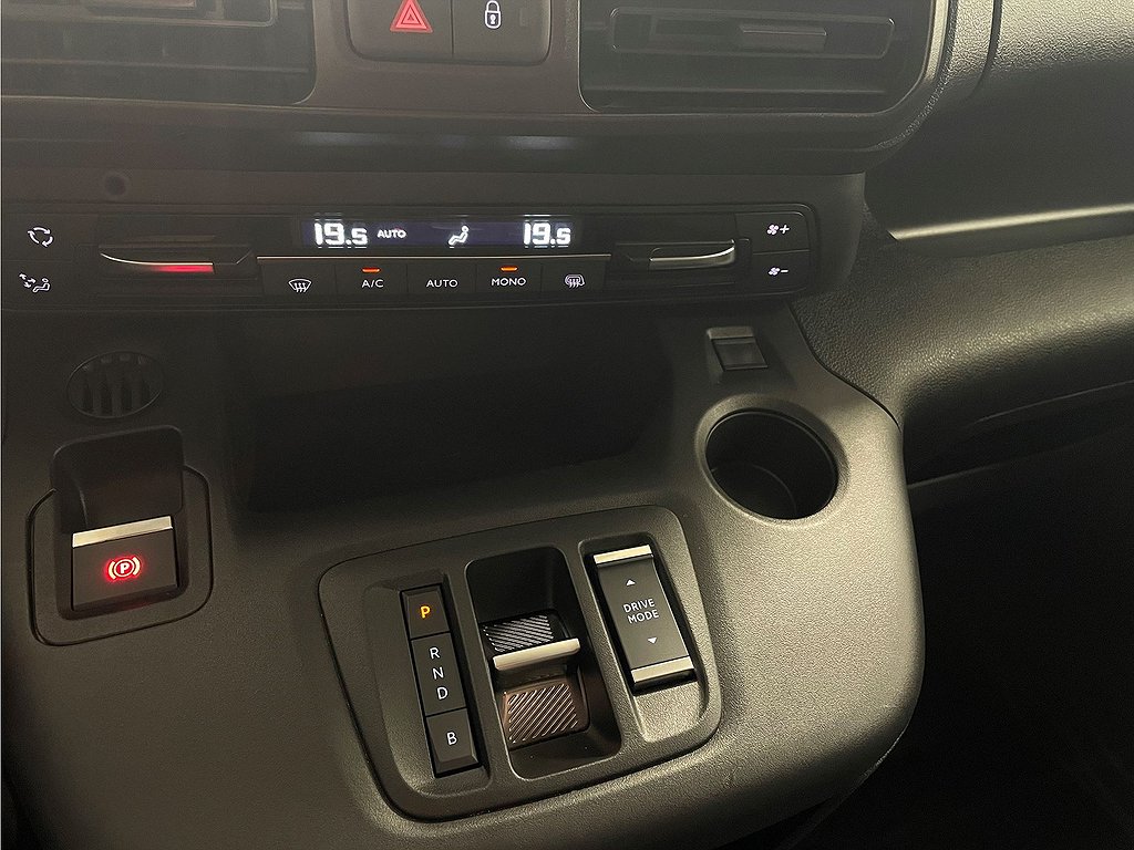 Peugeot e-Partner PRO+ 50kWh 136hk Aut L1 – B-KAMERA, NAVI