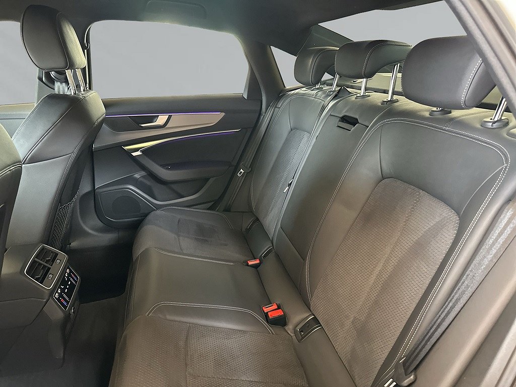 Audi A6 Sedan 55 TFSIE quattro S-line 367HK