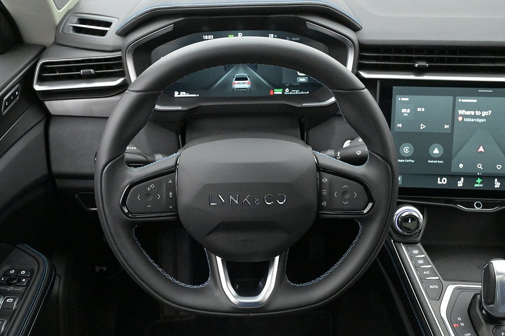 Lynk & Co 01 PHEV Pano 360 Adap Farth Infinity BLIS