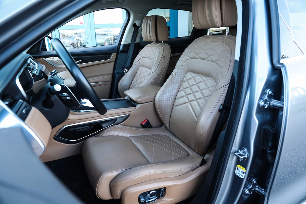 Jaguar F-Pace P400e PHEV