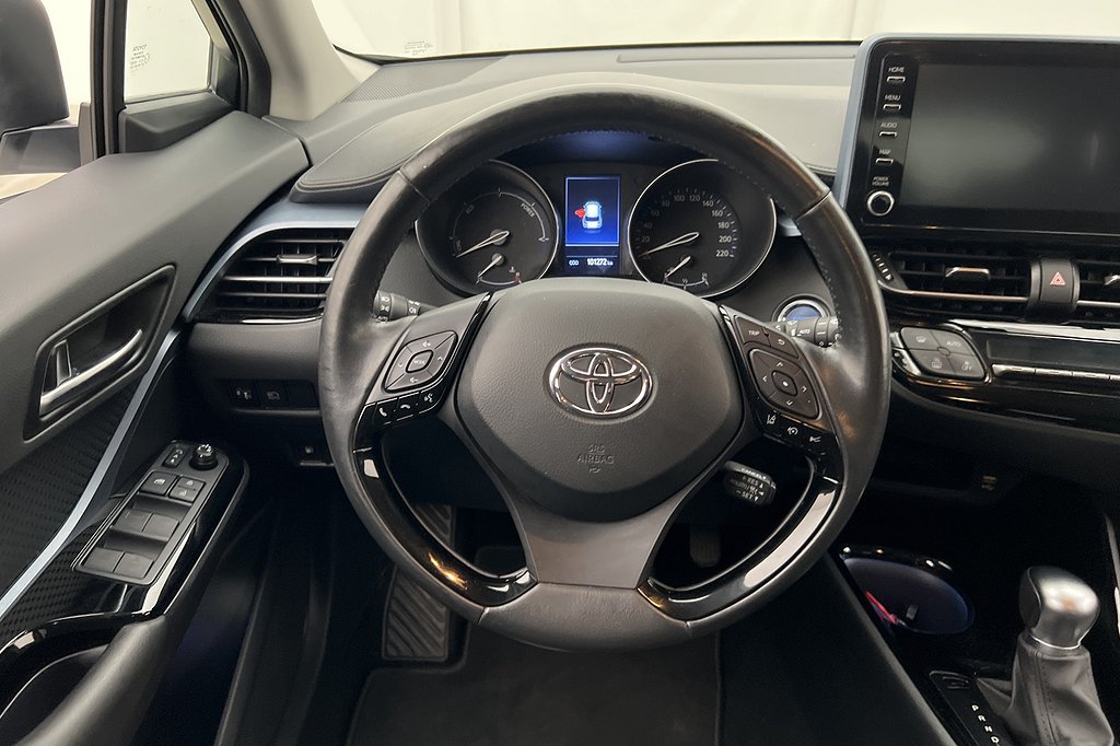 Toyota C-HR Hybrid 122hk X-Edition Kamera Rattvärme 1-Ägare