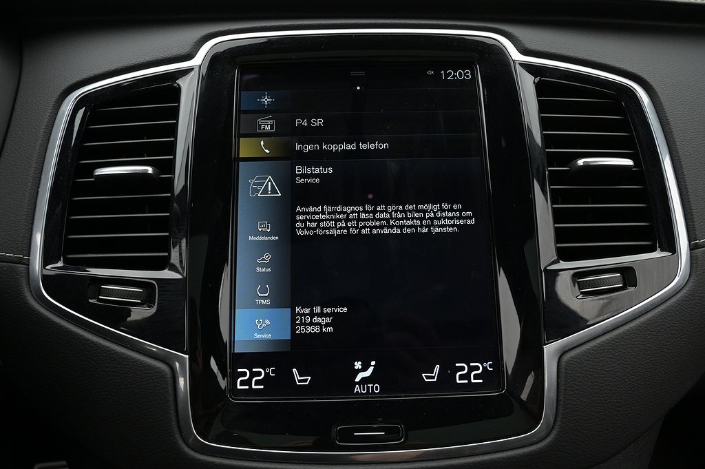 Volvo XC90 Re T8 AWD 7-sits R-design Drag Pano B&W 4,49%