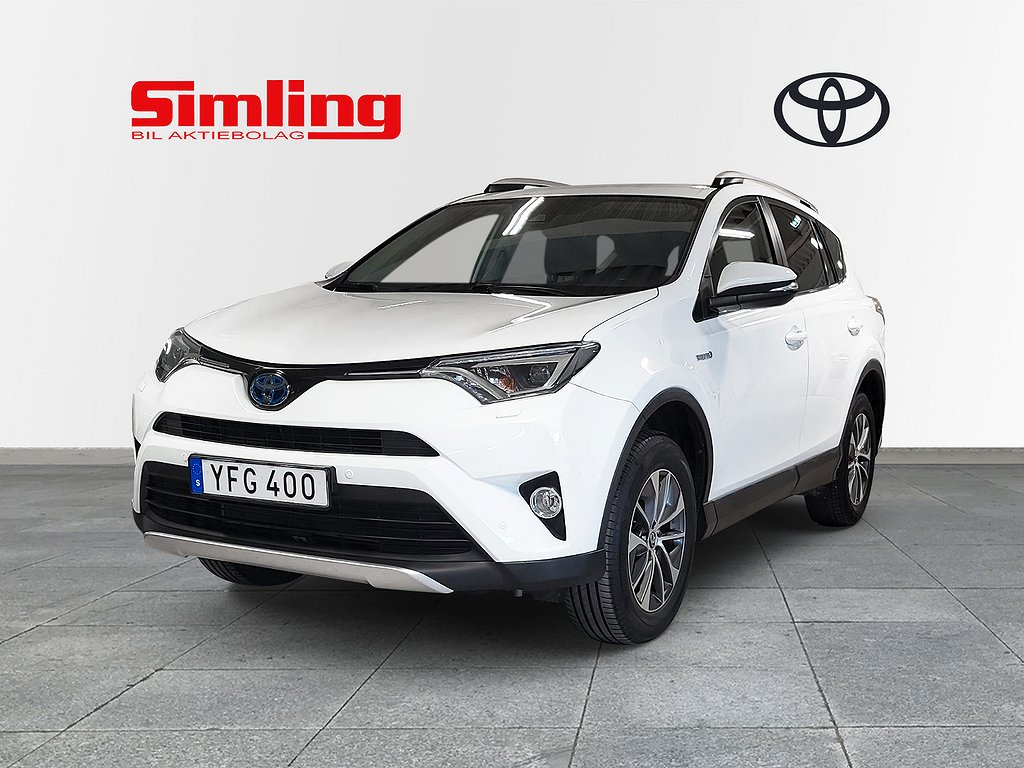 Toyota RAV4 2.5 Hybrid AWD-i Active / Webasto / Drag / Vinterhjul