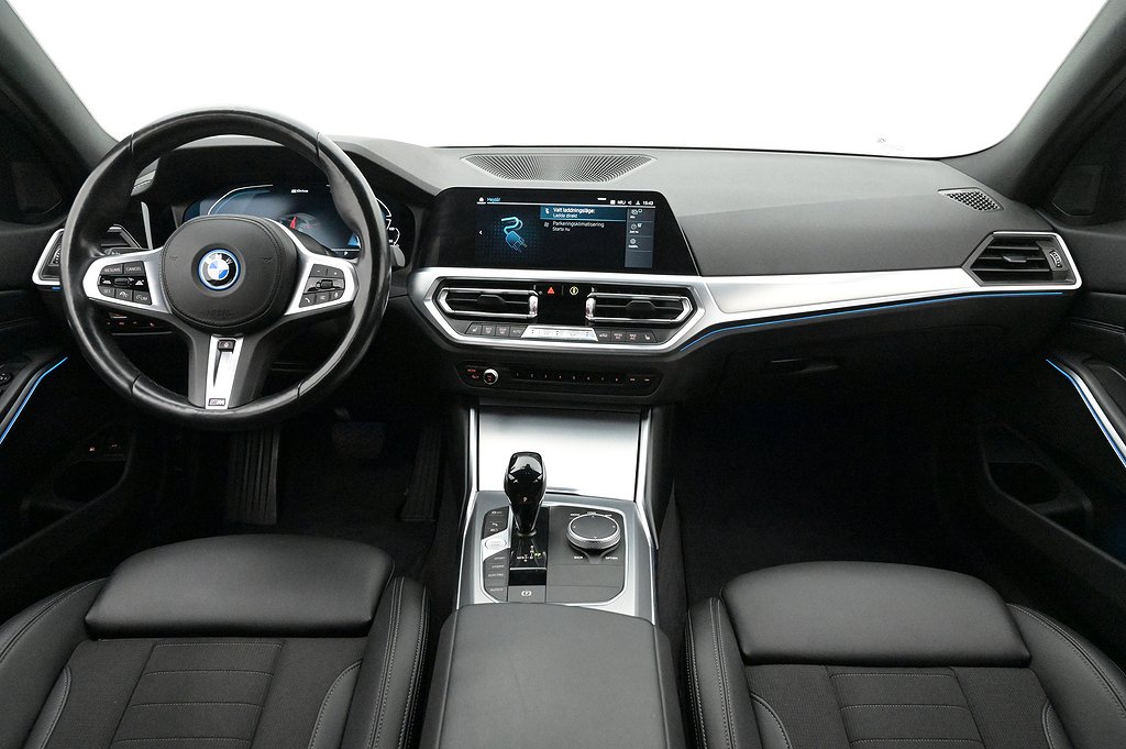BMW 330e xDrive Touring Sport line Kamera Adap.Farth Drag
