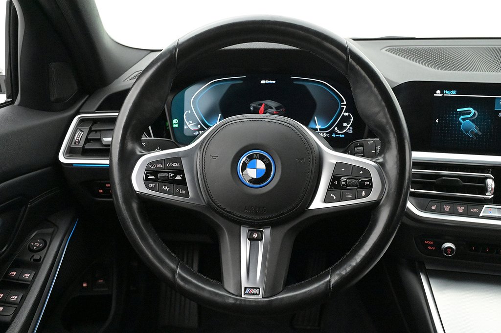 BMW 330e xDrive Touring Sport line Kamera Adap.Farth Drag