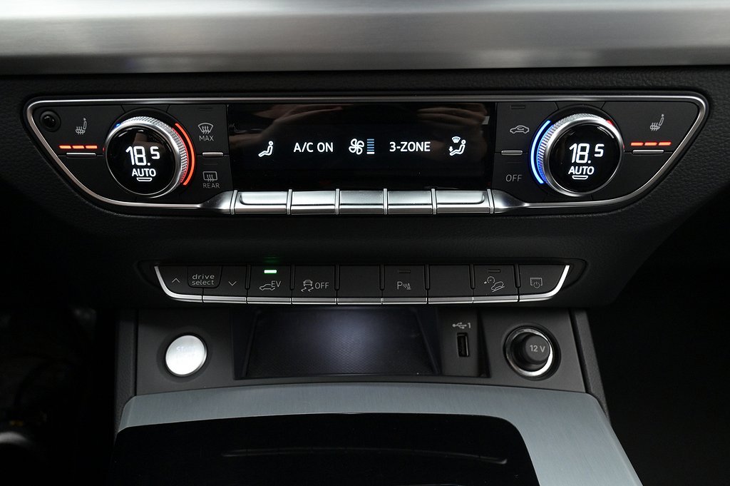 Audi Q5 55 TFSI e quattro S S-line Drag Cockpit AdapFarth