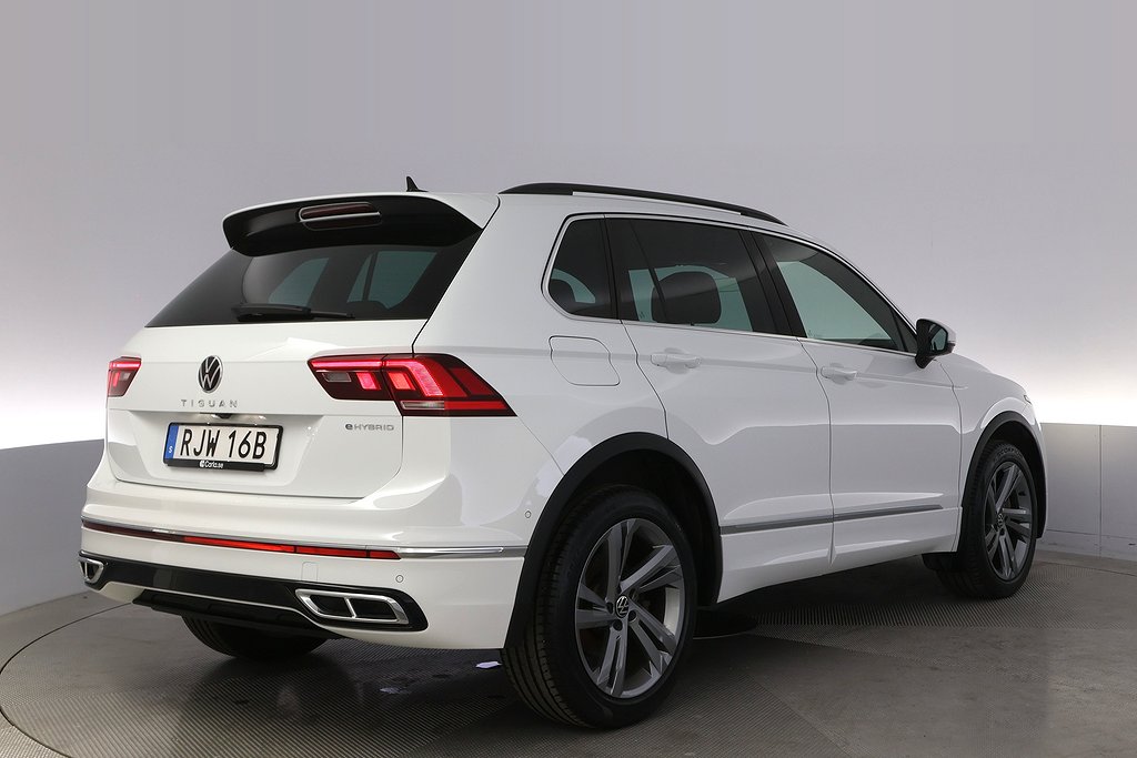 Volkswagen Tiguan eHybrid R-line Kamera Navi Cockpit V-Hjul