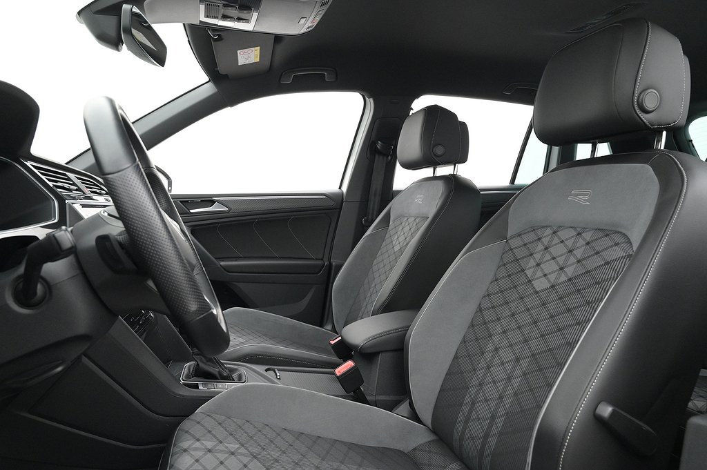 Volkswagen Tiguan eHybrid R-line Kamera Navi Cockpit V-Hjul