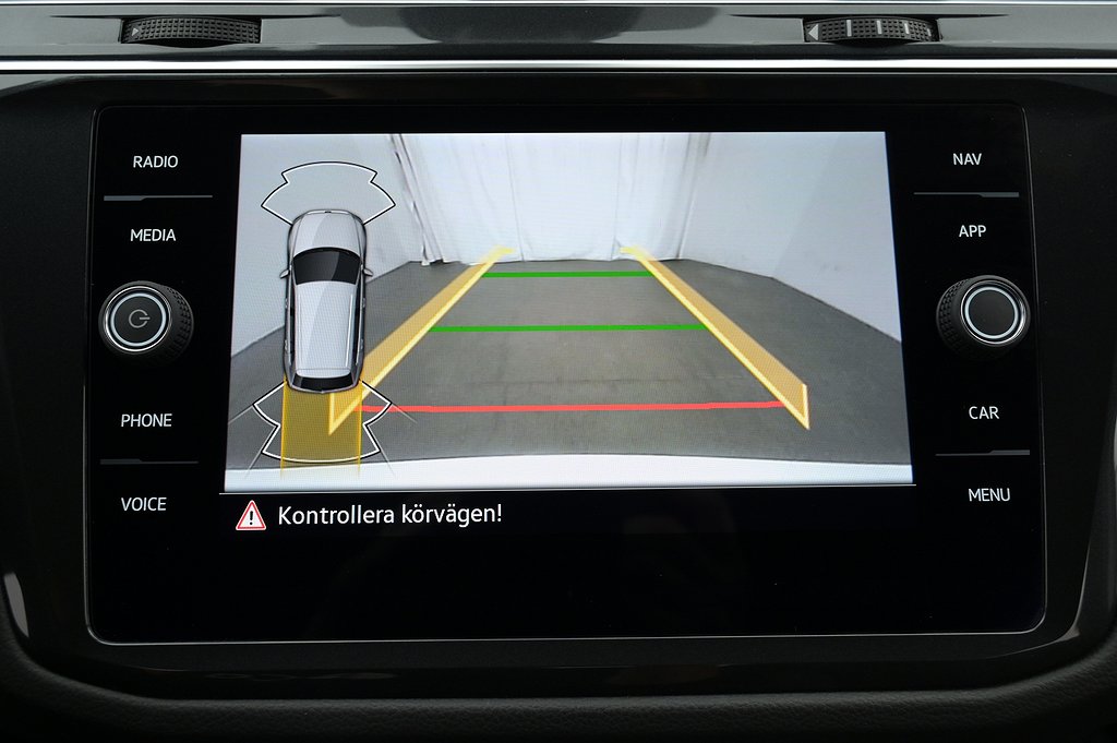 Volkswagen Tiguan eHybrid R-line Kamera Navi Cockpit V-Hjul