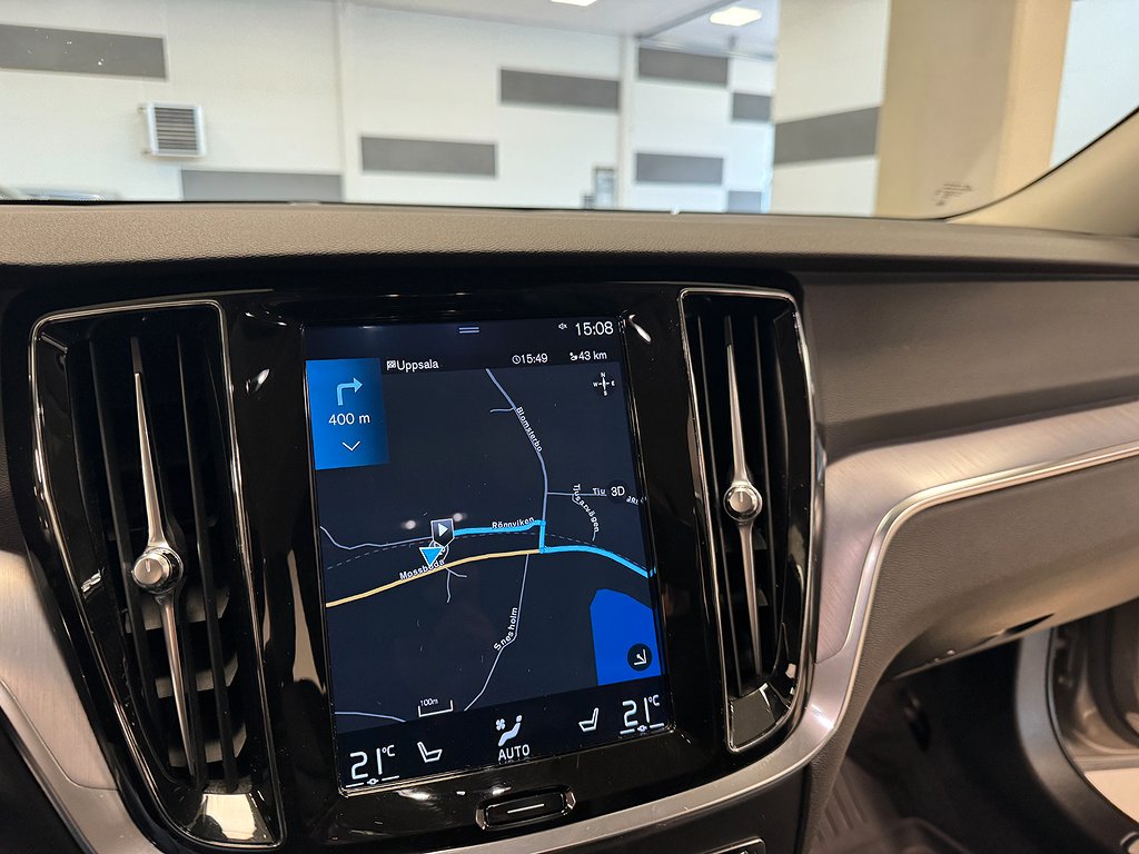 Volvo V60 T6 AWD TE Helskinn B-kamera CarPlay Navi Drag 340 Hk