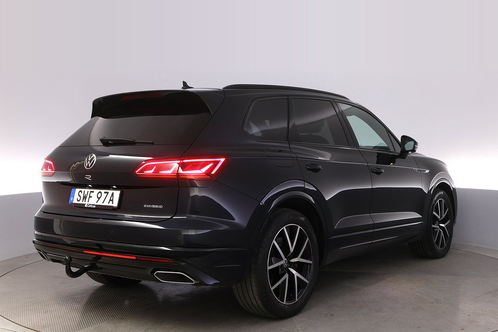 Volkswagen Touareg R eHybrid Läder Pano Elstol Drag 4,49%