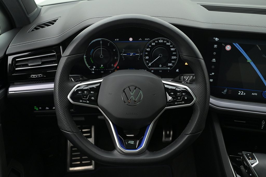 Volkswagen Touareg R eHybrid Läder Pano Elstol Drag 4,49%