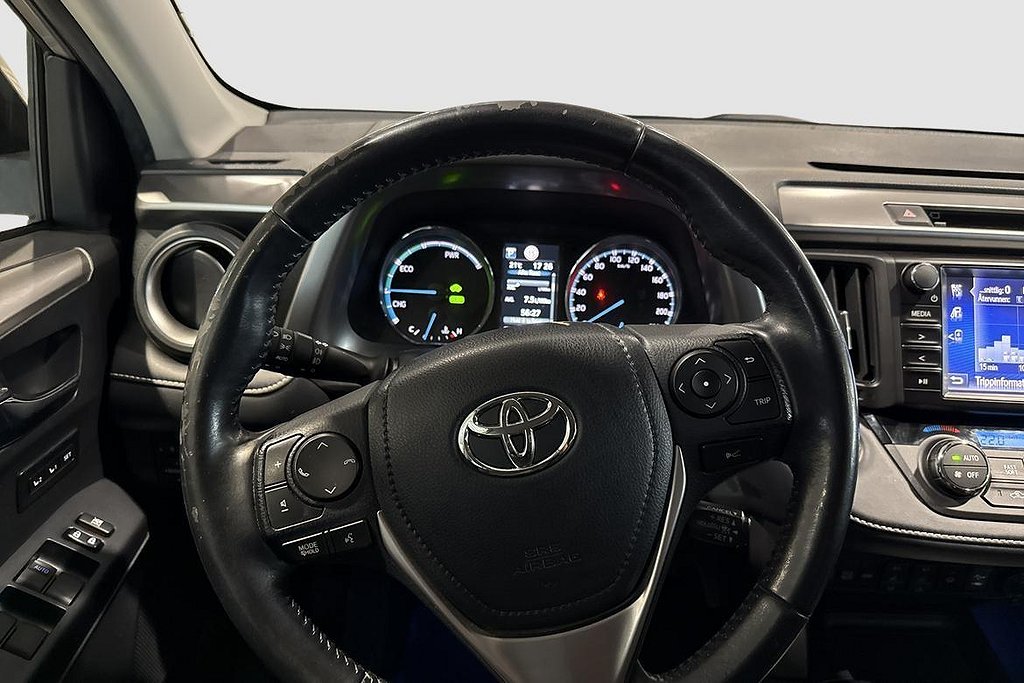 Toyota RAV4 Hybrid 2,5 AWD EXECUTIVE