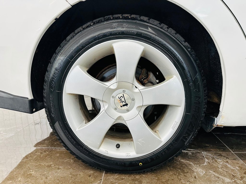 Toyota Prius 1.5 VVT-i + 3CM CVT P-Sensor