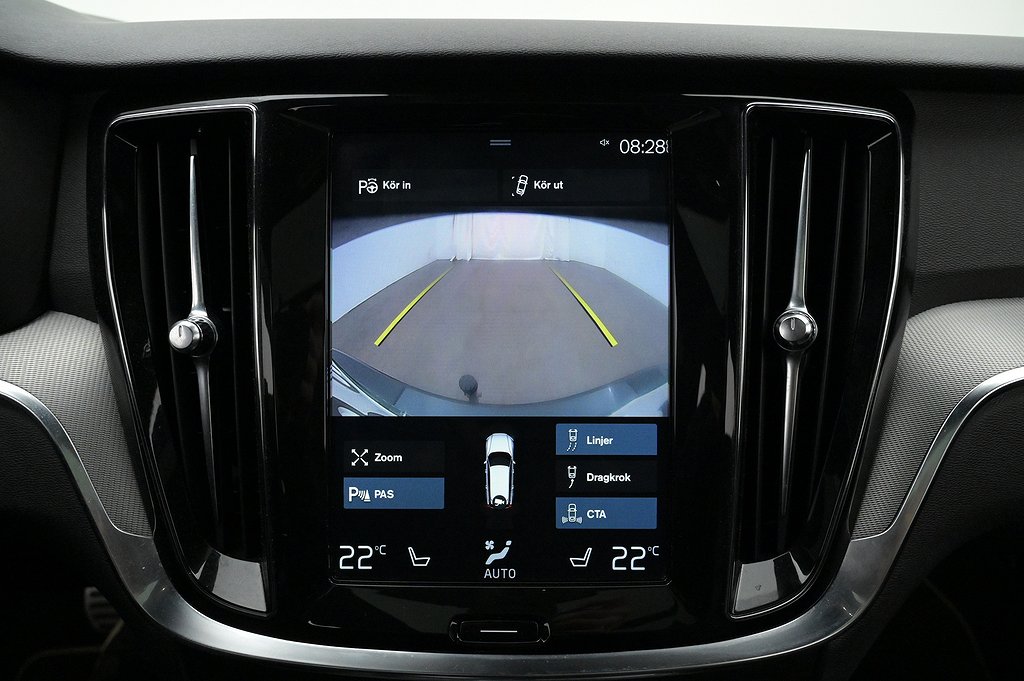 Volvo V60 T8 AWD R-Design Pano Kamera BLIS Navi Elstol Drag